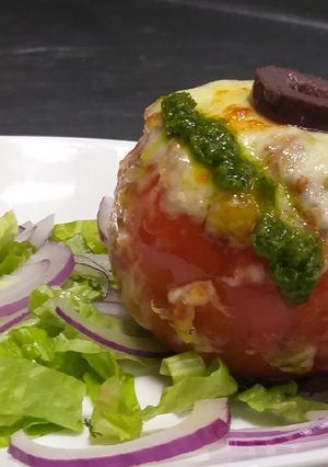 Una foto de Tomate relleno