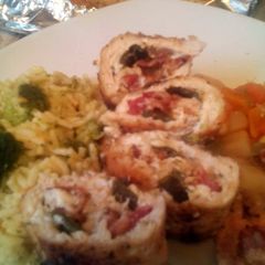 A picture of Sunshine 's Chicken roll.
