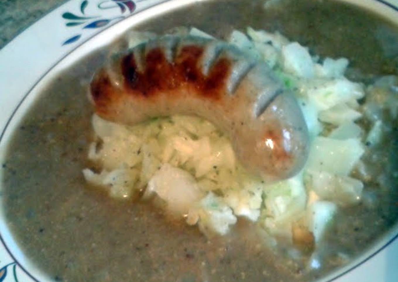 Bratwurst & Cauliflower with Guinness and Mustard Sauce (LCHF)