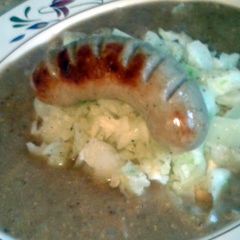A picture of Bratwurst & Cauliflower with Guinness and Mustard Sauce (LCHF).