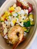 Ensalada de vegetales con camarones
