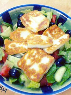 A picture of ABM's halloumi cheese salad.