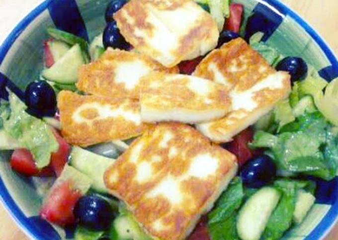 ABM's halloumi cheese salad