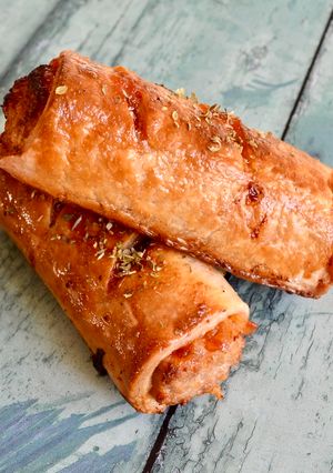 A picture of Chutney Sausage Rolls.