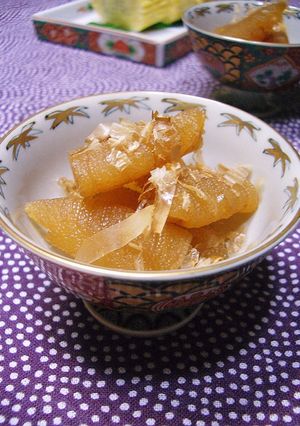 A picture of Herring Roe New Year's Dish.