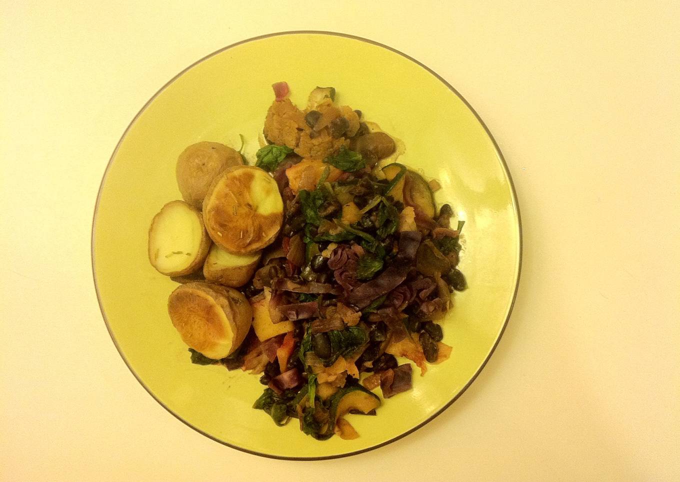 Easy Black Bean & Left-over Veg Stir-fry
