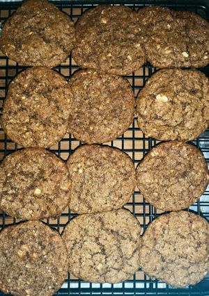 A picture of Sinless Peanut Butter Cookies.