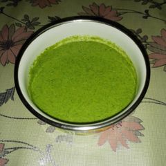 A picture of Indian Mint chutney.