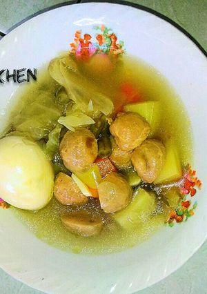 Foto resep Sayur sop bakso dan telor super pedas