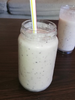 A picture of Simple smoothies 🍌 +🍍 + 🍑.