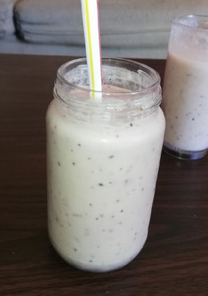 A picture of Simple smoothies 🍌 +🍍 + 🍑.