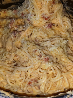 Carbonara Spagetti szalámival recept fotója