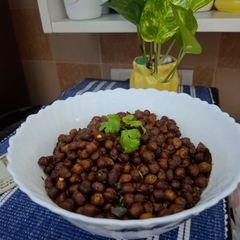A picture of Chana masala.