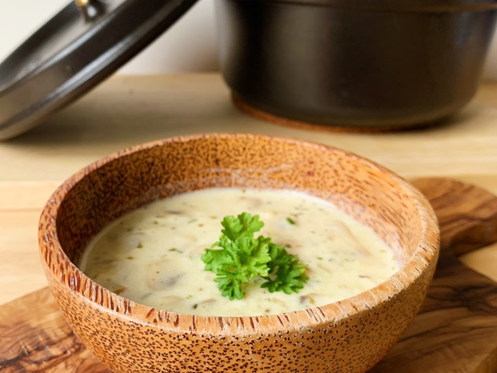 Resep Champignon mushroom creamy soup (sup jamur), Bisa Manjain Lidah