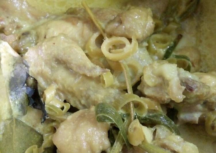 Kare Ayam Tanpa Santan