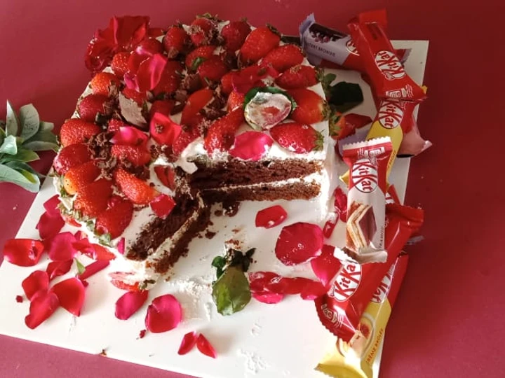 Easy Steps to Make Recipes Red velvet chocolate cake the Perfect Tasty.