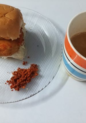 A picture of Vada Pav.