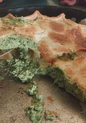 Una foto de Tarta de espinaca y ricota 😋🥧