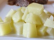Una foto de ensalada de papaya