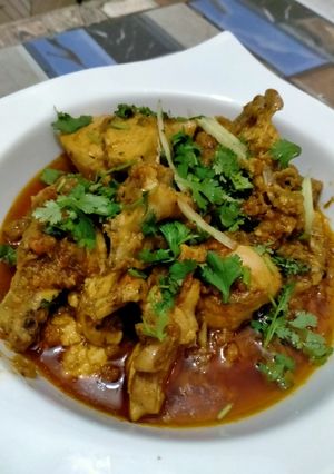 A picture of Chicken tikka handi.