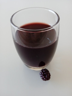 Una foto de Licor de moras 🍇