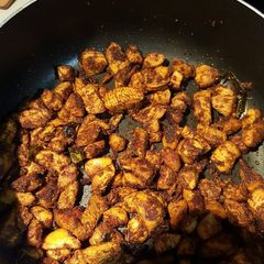 A picture of Indian chicken fry.