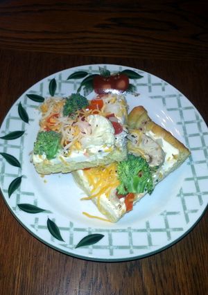A picture of Veggie Pizza.