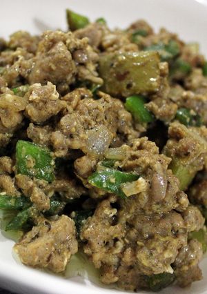A picture of Chili Cheesy Beef w/ oyster sauce.