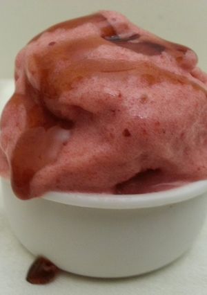 A picture of Strawberry Sorbet - really easy and healthy.