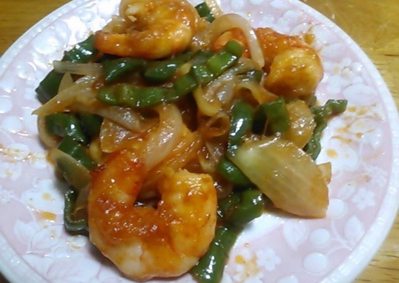 Shrimp and Green Pepper Ketchup Stir-Fry