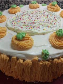Foto principal de Tarta de zanahoria con frosting con mascarpone (carrot cake)