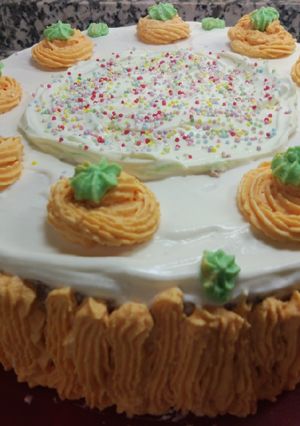 Foto principal de Tarta de zanahoria con frosting con mascarpone (carrot cake)