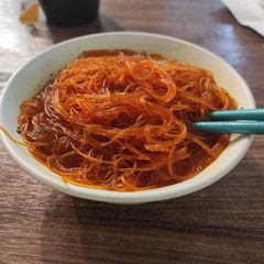 Very tasty glass noodles A picture of Very tasty glass noodles.