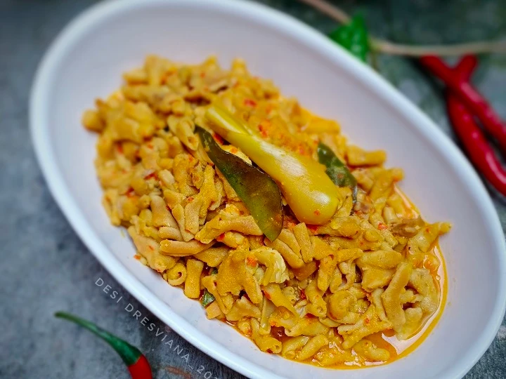 Cara Mudah Menyiapkan Resep Usus Bumbu Kuning yang Lezat Anti Ribet, Mantap