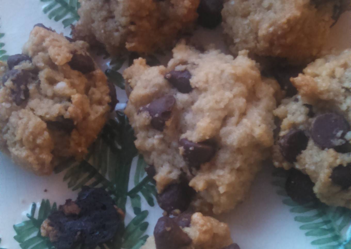 Wheat-free Almond Flour Chocolate Chip Cookies Light and Airy!