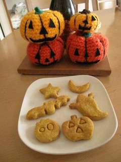 A picture of For Halloween! Kabocha Okara Cookies.