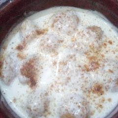 A picture of Fresco ke famous dahi baray.