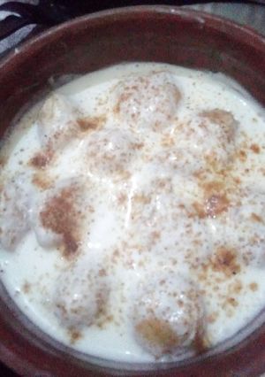 A picture of Fresco ke famous dahi baray.