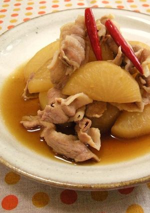 A picture of My Mother's Staple Simmered Pork Belly and Daikon Radish.