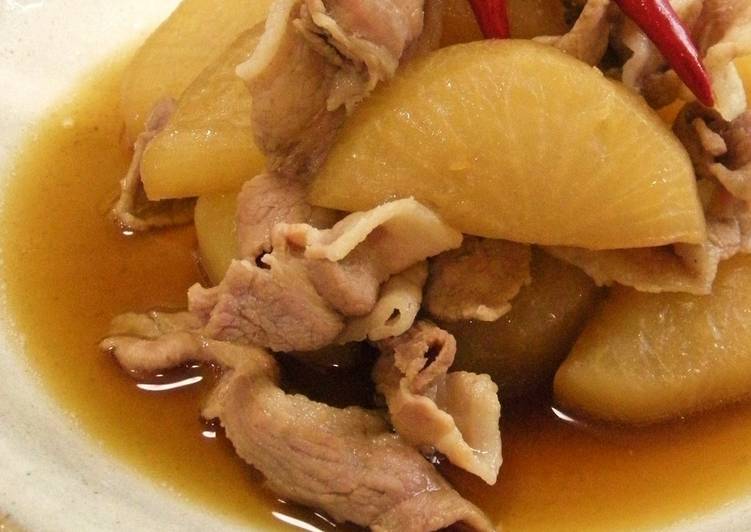 How To Make Your My Mother&#39;s Staple Simmered Pork Belly and Daikon Radish