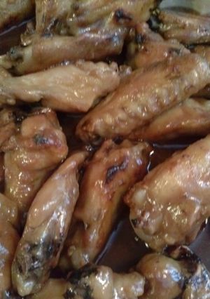 A picture of Peanut Butter & Jelly Wings.