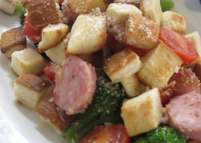 Steps to Make Speedy Crouton and Veggie-filled Salad
