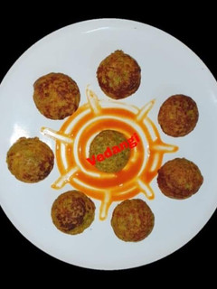 A picture of Green Moong Dal Appe.