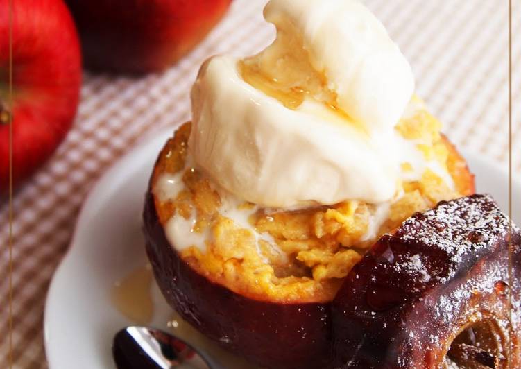 How to Prepare Appetizing Juicy & Creamy Baked Apple Bread Pudding