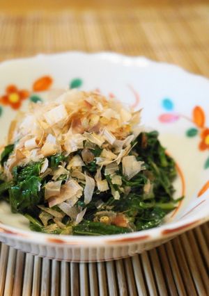 A picture of How to Boil Mulūkhīya for Ohitashi.