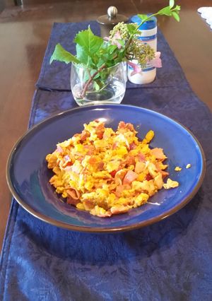 A picture of Kauaiman ' s not so secret spicy scramble.