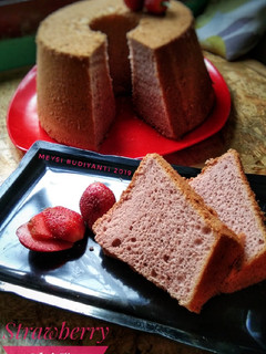 Foto resep Strawberry Chiffon Cake