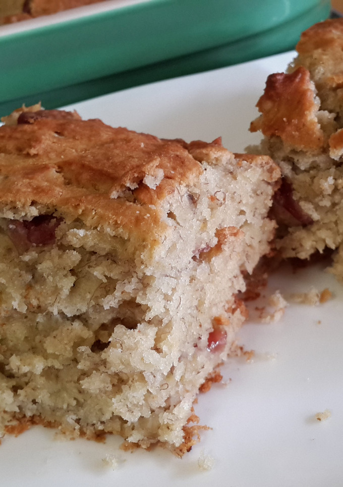A picture of Banana Cranberry Cake/Bread.