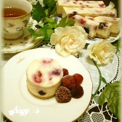 A picture of Rich Very Berry NY Cheesecake.