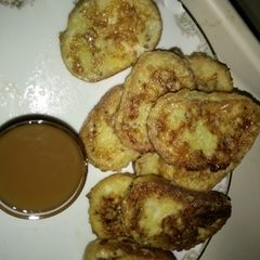A picture of Momma's Tropical French Toast.